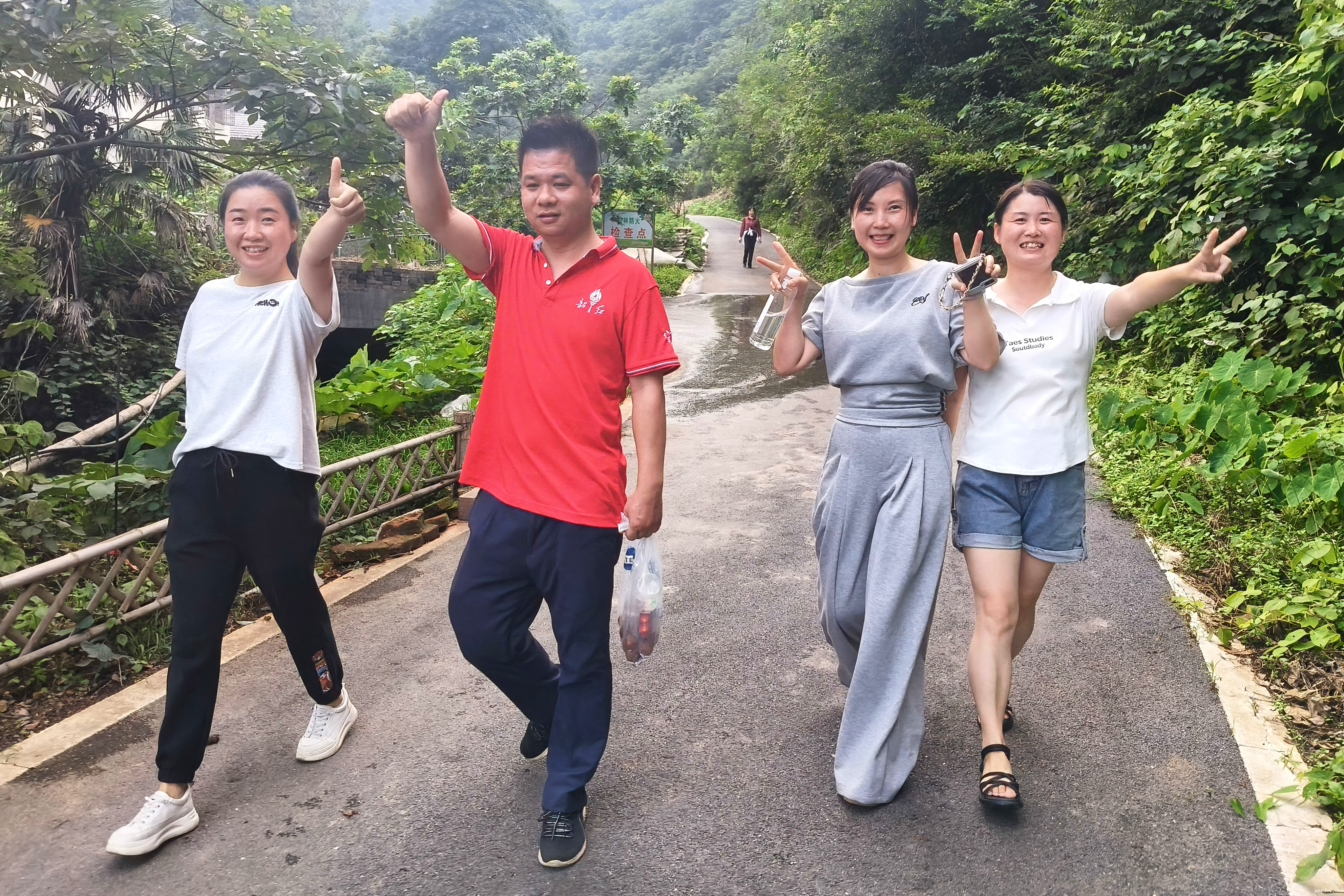 韶山徒步4 已调整.png